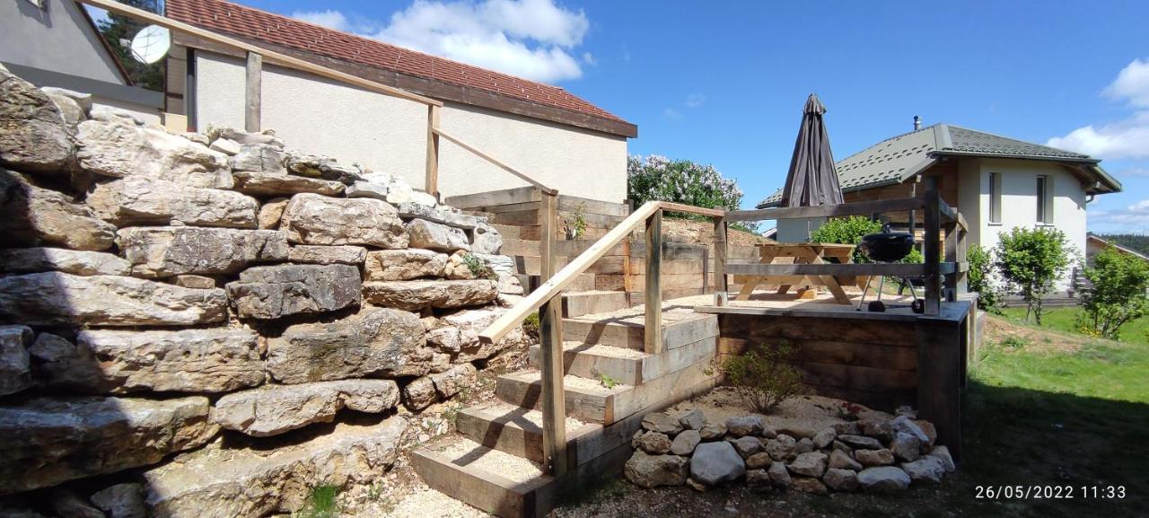 Cahute De Montagne Pour Profiter Du Haut Jura Prémanon Eksteriør billede